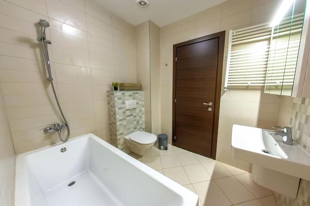 Bucharest Central Dd Apartment מראה חיצוני תמונה